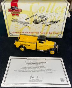 Matchbox models of yesteryear 1933 Caterpillar Diecast Truck with box (READ DESC