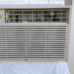 Window Air Conditioner , 5200 BTU, Frigidaire 