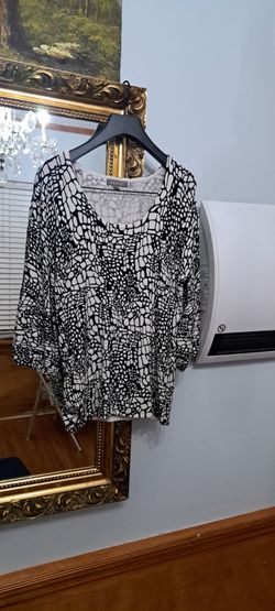 Kenar Black & White Abstract Stretch Top – Size L
