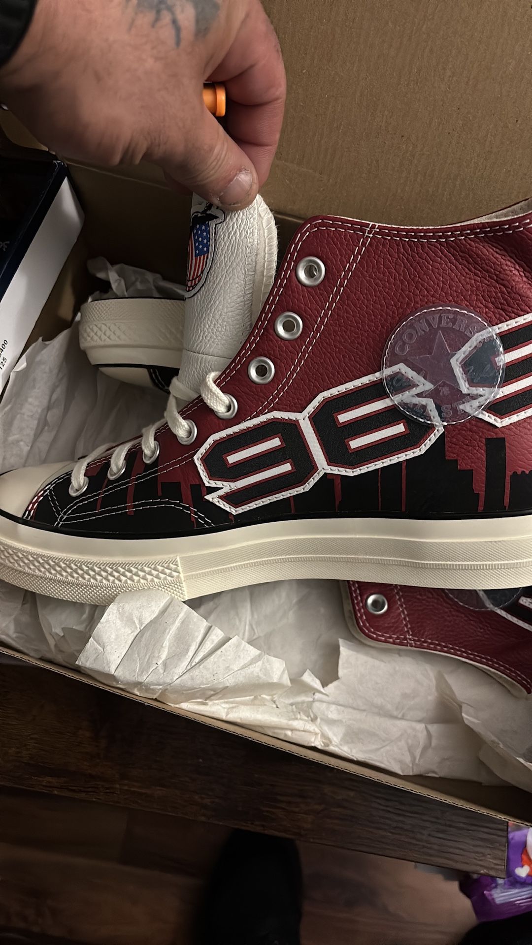 Converse
