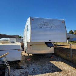 2001 Wilderness 32ft