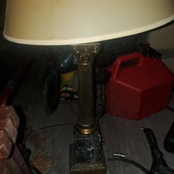 Vintage Mid Century Hollywood Regency Style Marble Brass Table Lamp