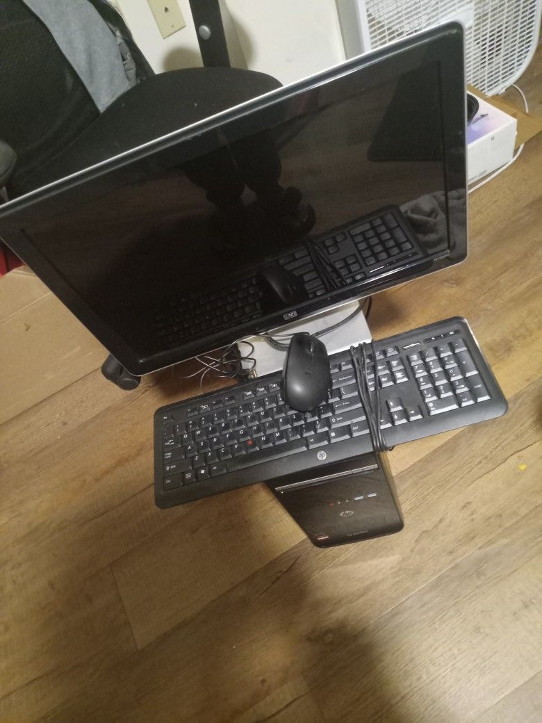 Unused HP PAVILLION DESKTOP COMPUTER