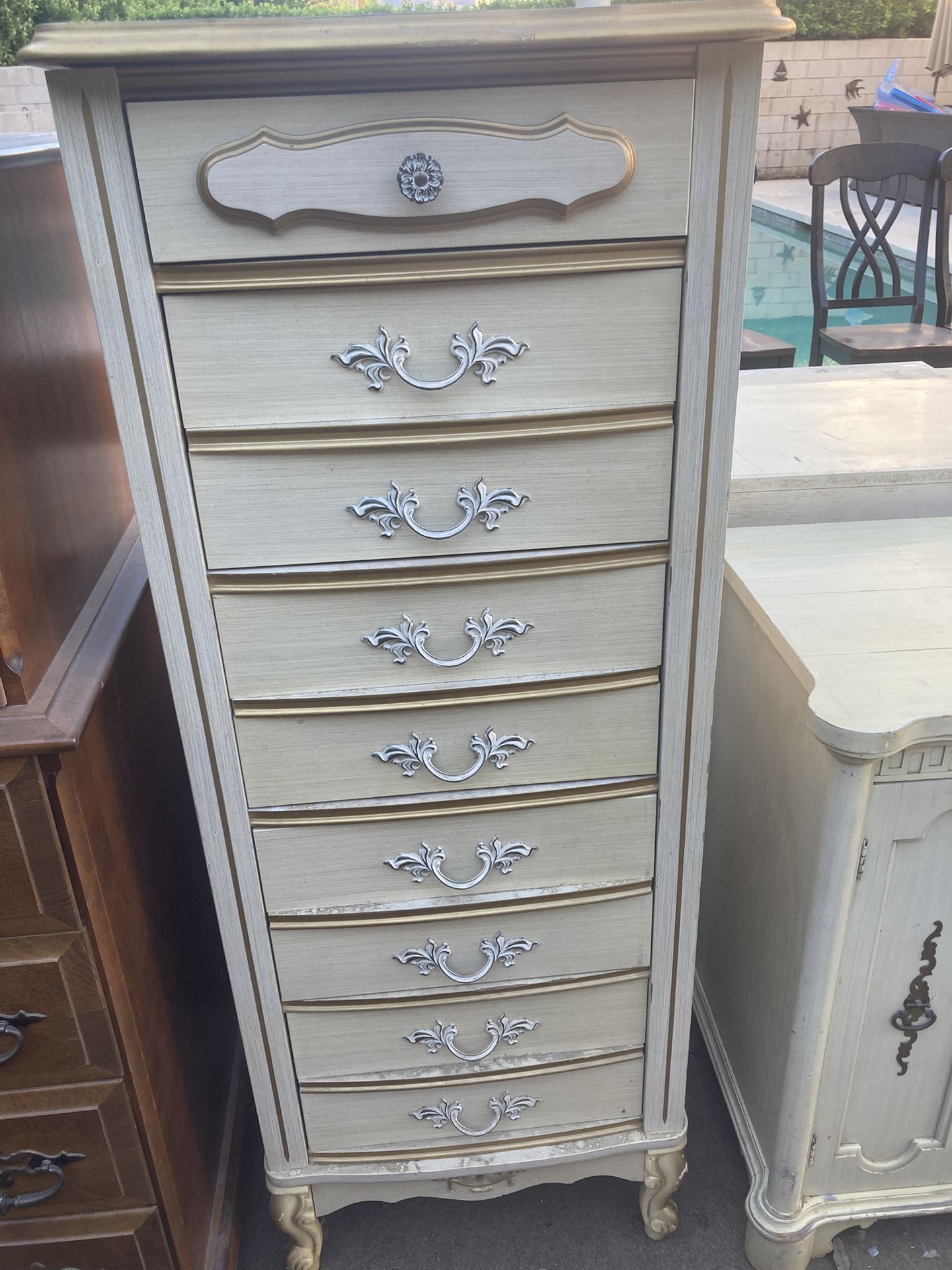 Dresser For Sale