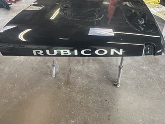 Rubicon Jeep hood for 2017