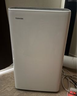 Toshiba 8000 BTU Portable AC