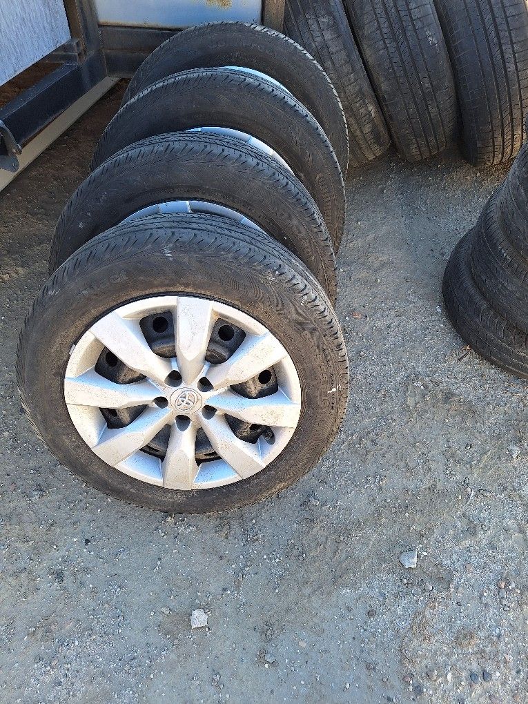 Came of 16 toyota corolla