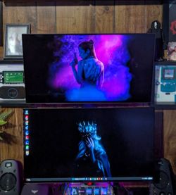 2 27in OLED 1440p monitors