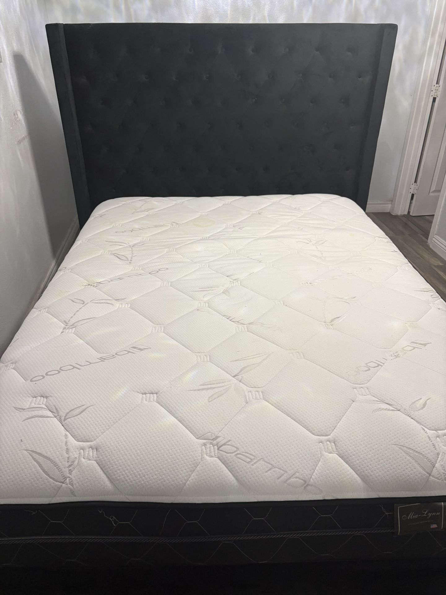Queen Size Bed For Sale