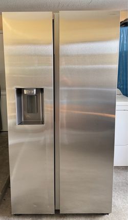 NEW Samsung refrigerator