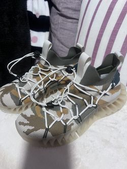 Camouflage Sneakers - New 