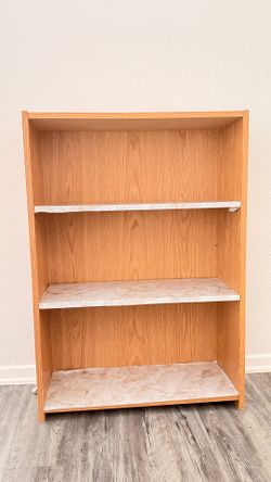 3-Shelf Woodgrain Bookcase / Storage Shelf