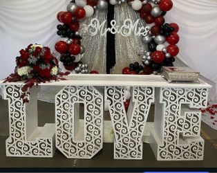 Love marquee letters