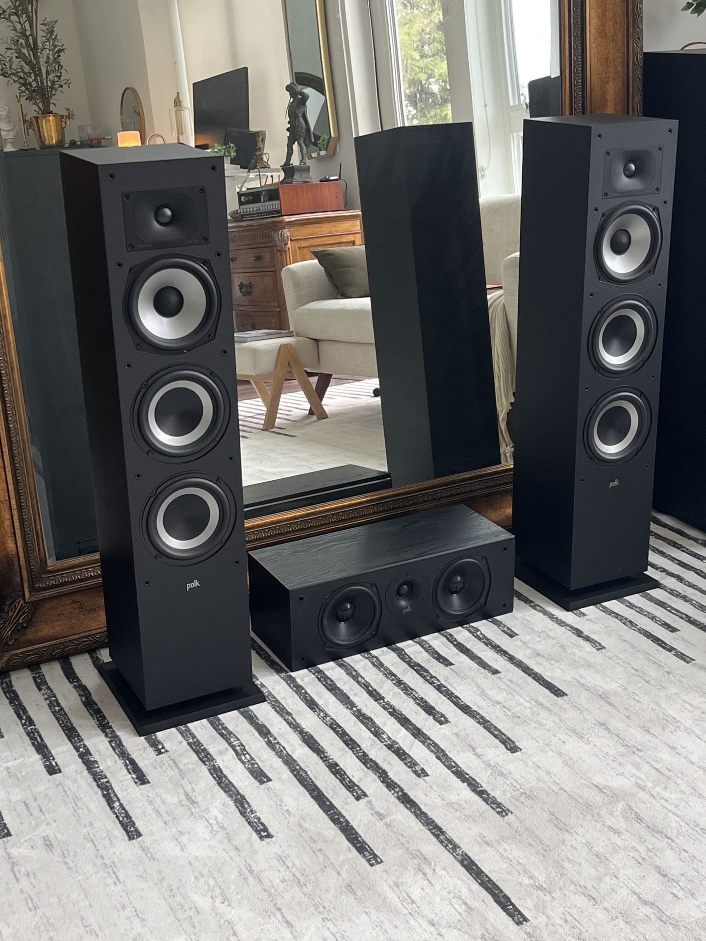 Polk TX60 Towers Speakers, Polk T30 Center Speaker, Home Theatre Surround Sound Audio