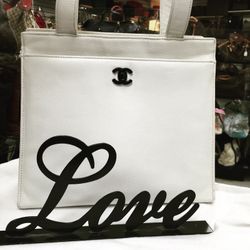 Love for Chanel bags