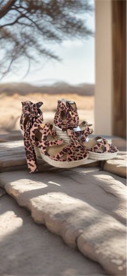 Leopard shoes