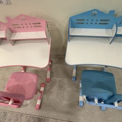 2 Kids Desks