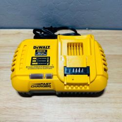 DEWALT FAST CHARGER