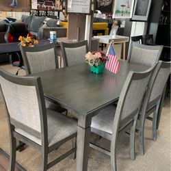 7 Pc Dining Set 