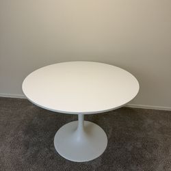 IKEA DOCKSTA TABLE