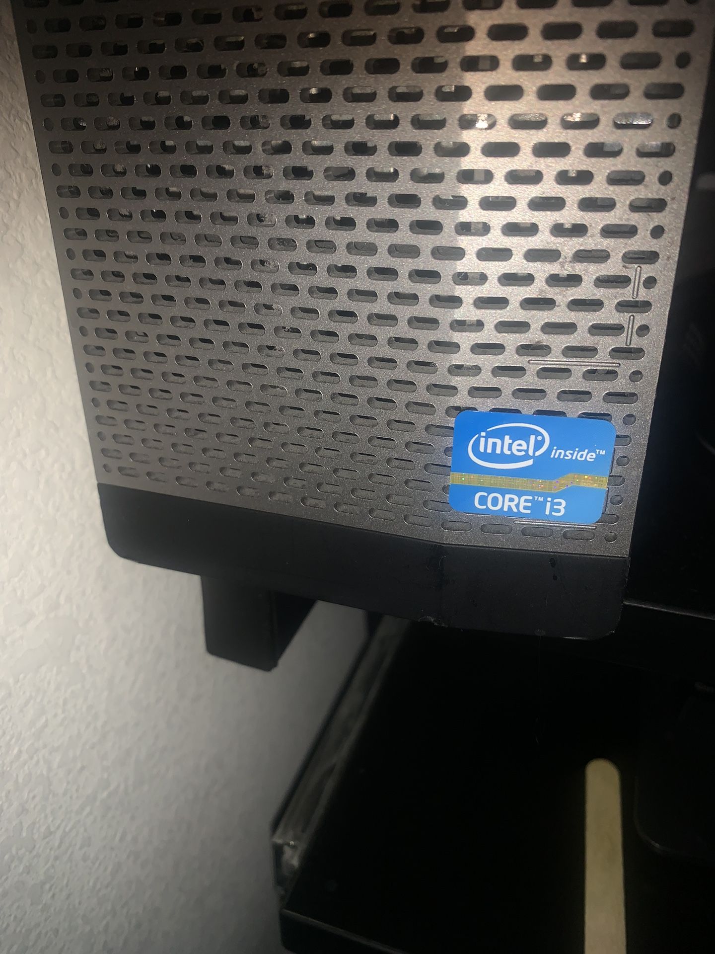 Dell Optiplex 390 Electronics & Media