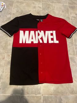 Disney Park Our Universe Marvel Logo Baseball Jersey Men’s Medium