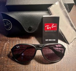 BRAND NEW Ray Ban Aviator “Alex” Sunglasses