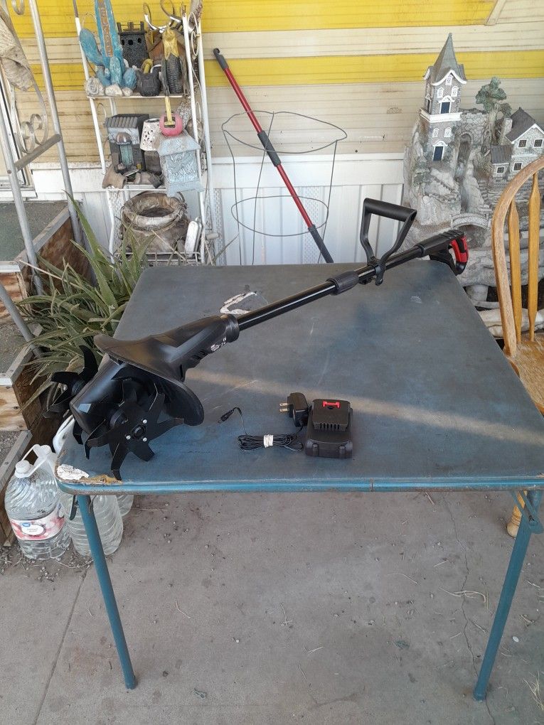 MZK 20-V  8-lnch Wide Cordless Tiller Cultivator Model SG1401 (New)