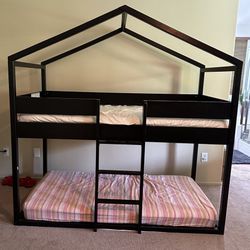 House Bunk bed 