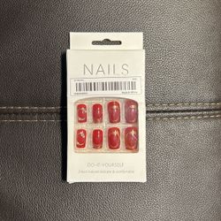 24 Pieces Press On Nails 