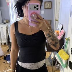 Black Ruched Front Crop Tank
