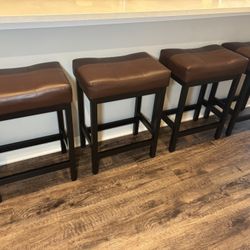 Bar Stools Set