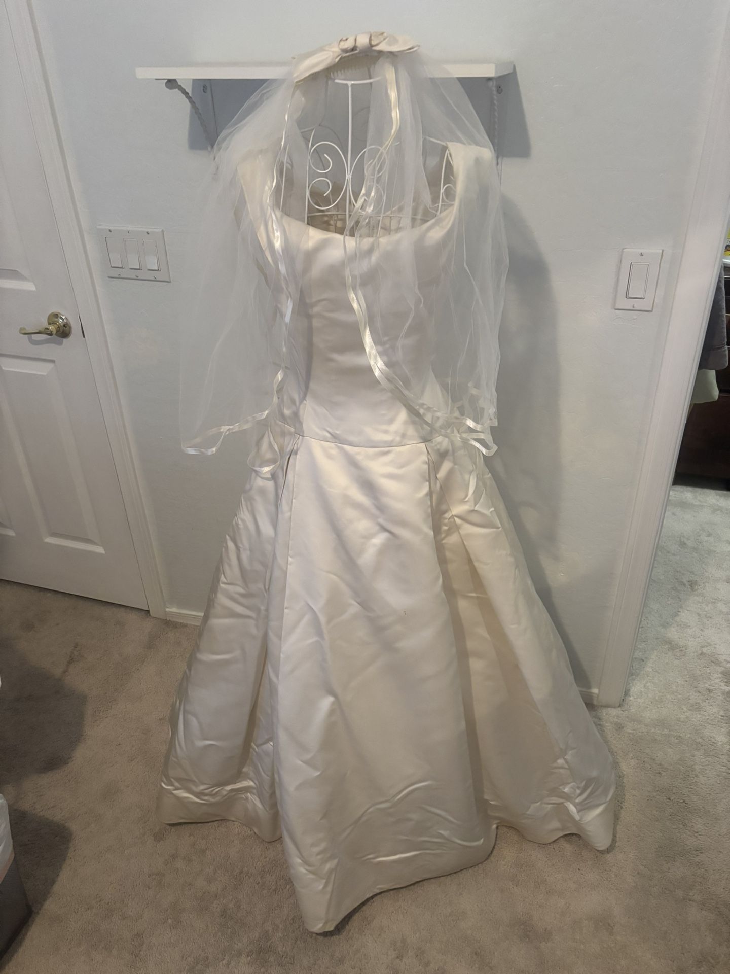 Vintage Vera Wang Wedding Dress