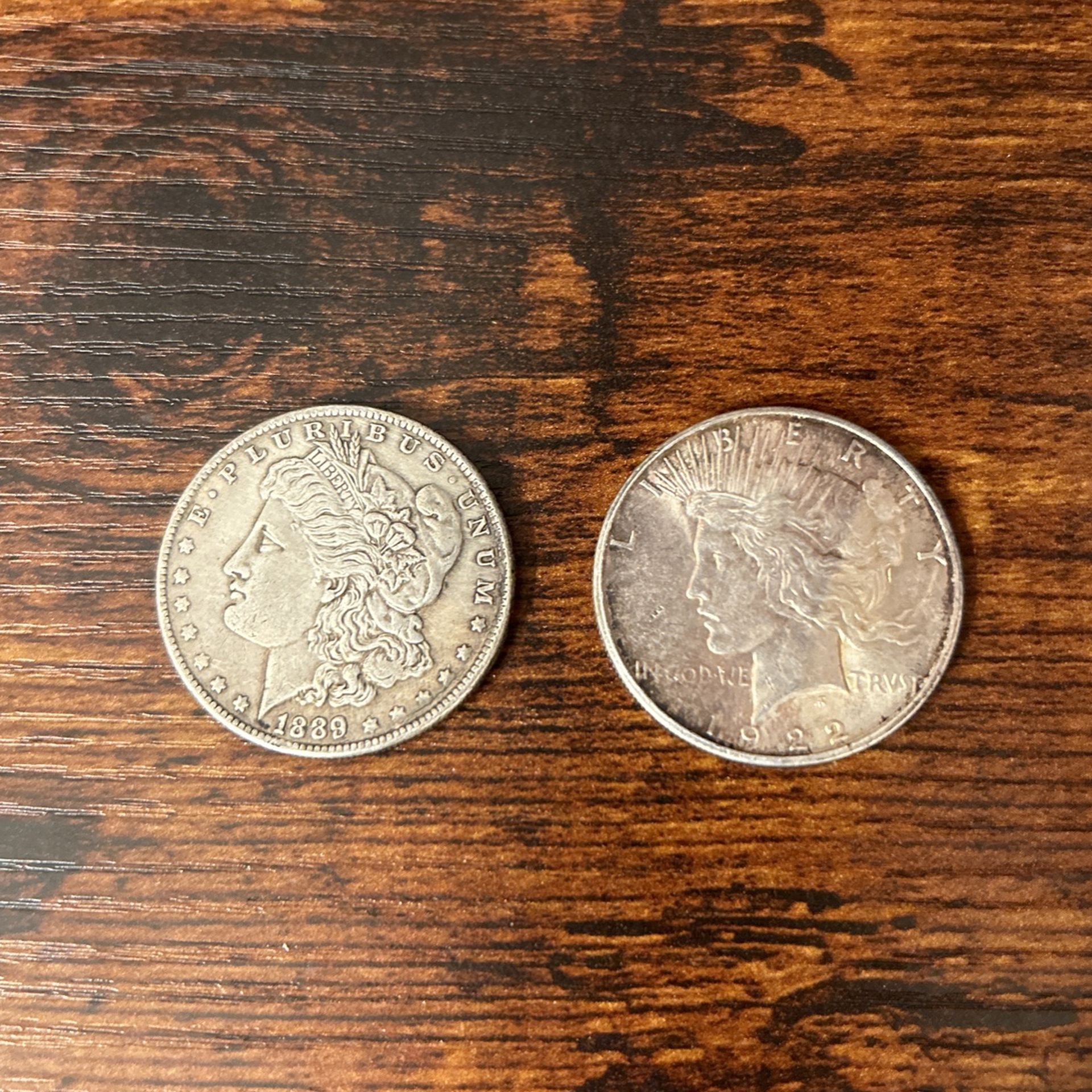 COMBO!! PEACE ☮️ AND MORGAN DOLLAR