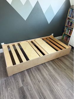 Twin size bed frame & mattress