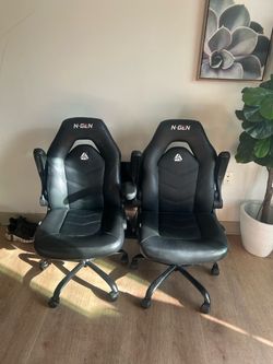 Lounge/Gaming Chairs