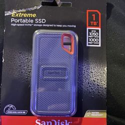 One Terabytes SandDisk, Ssd And 2 Tb SandDisk Ssd