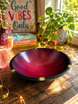 Vintage-style Decorative Serving Bowl