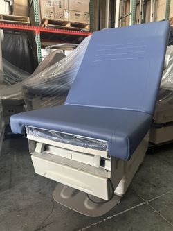 Midmark 222 (New OEM Navy Blue Upholstery)