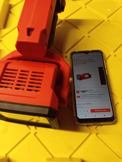 Milwaukee Search Light 