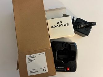MOTOROLA HTN9013B DESK TOP BATTERY CHARGER