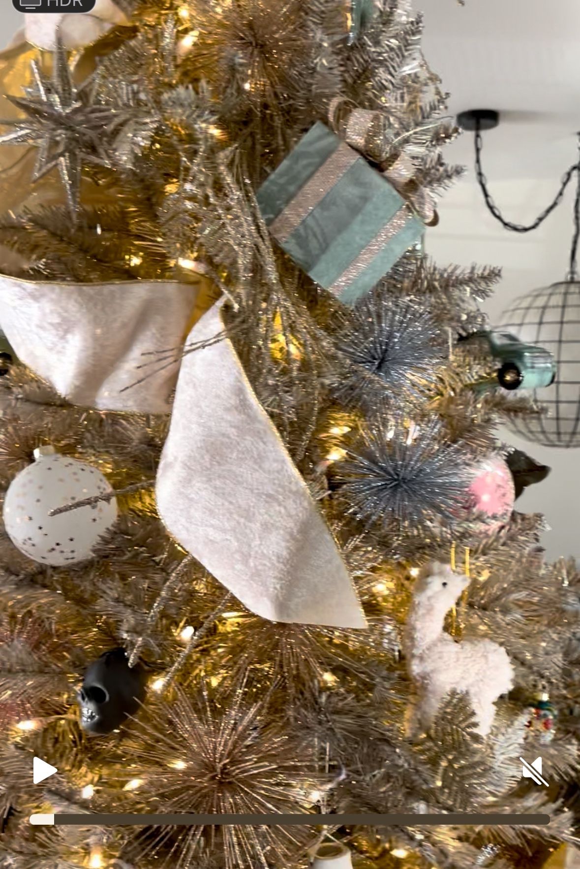 Starburst Ornaments x 150+ pieces