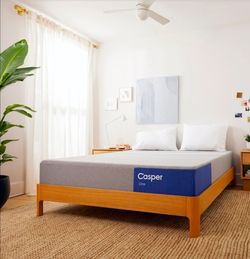 Casper Dream Max Mattress – King Size LIKE NEW