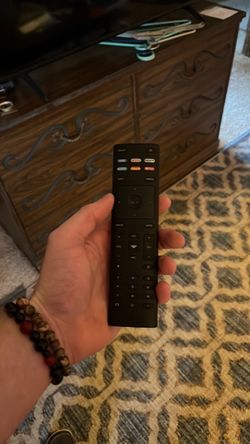 Flat Screen TV with Slim Bezels (Vizio)