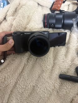 Complete Sony ZV-E10 creator/portrait kit