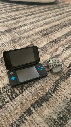Nintendo 2ds XL (Works with 3ds games)