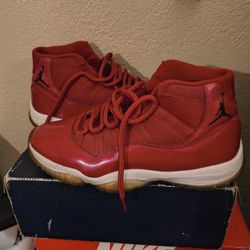 Jordan 11s  Win Like 96  Size 10.5 