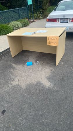 Free Sewing Table/Desk