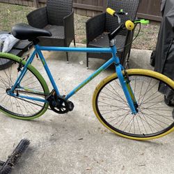 Kent 700c Men S Ridgeland Hybrid Bike. Blue/Green 