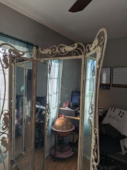 Trifold Mirror Big